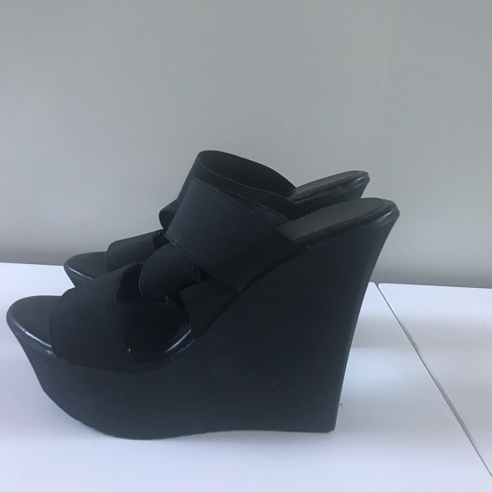 Black Platform Shoes